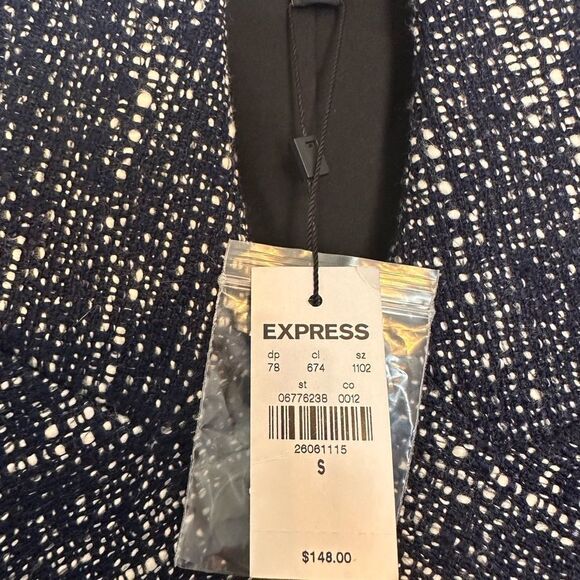 Express Double Breasted Boucle Set - Picture 8 of 14